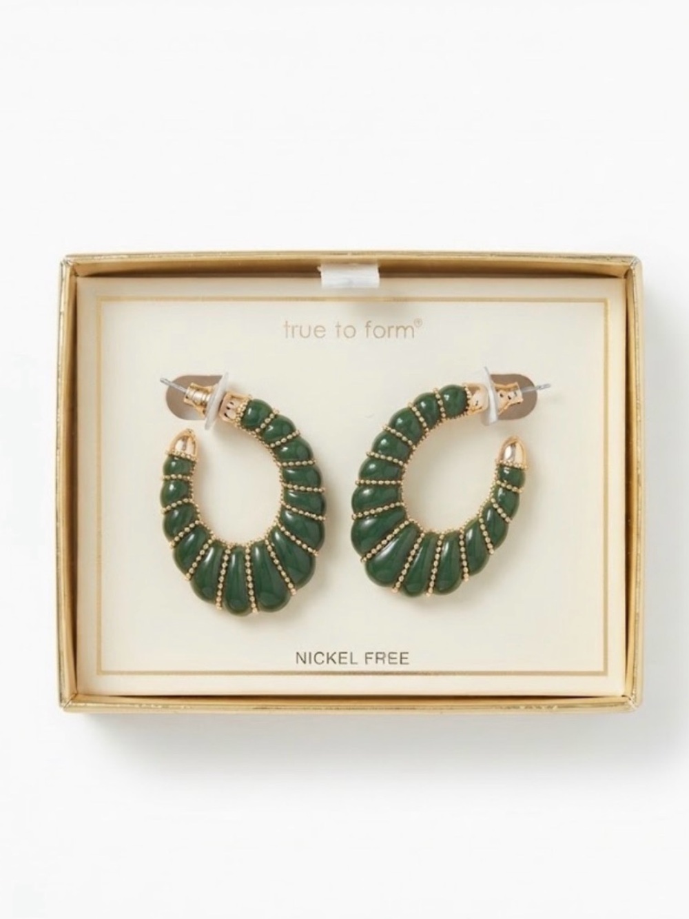 NWT ⚜️💚⚜️ True to Form Beaded Ribbed Hoop Earrings
